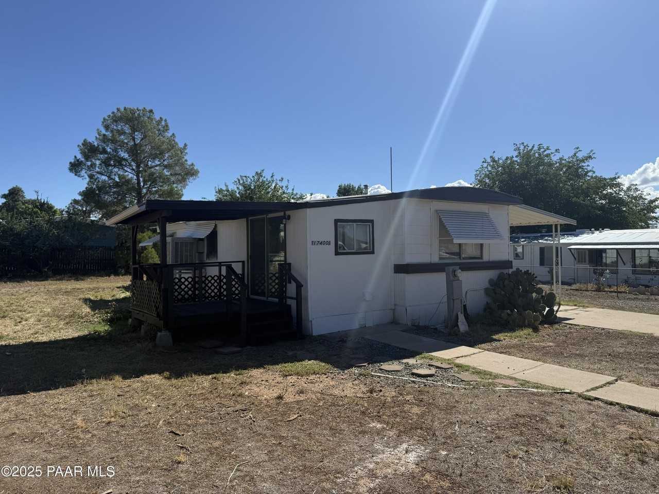 17400 East Trails End Road - Photo 2 of 12