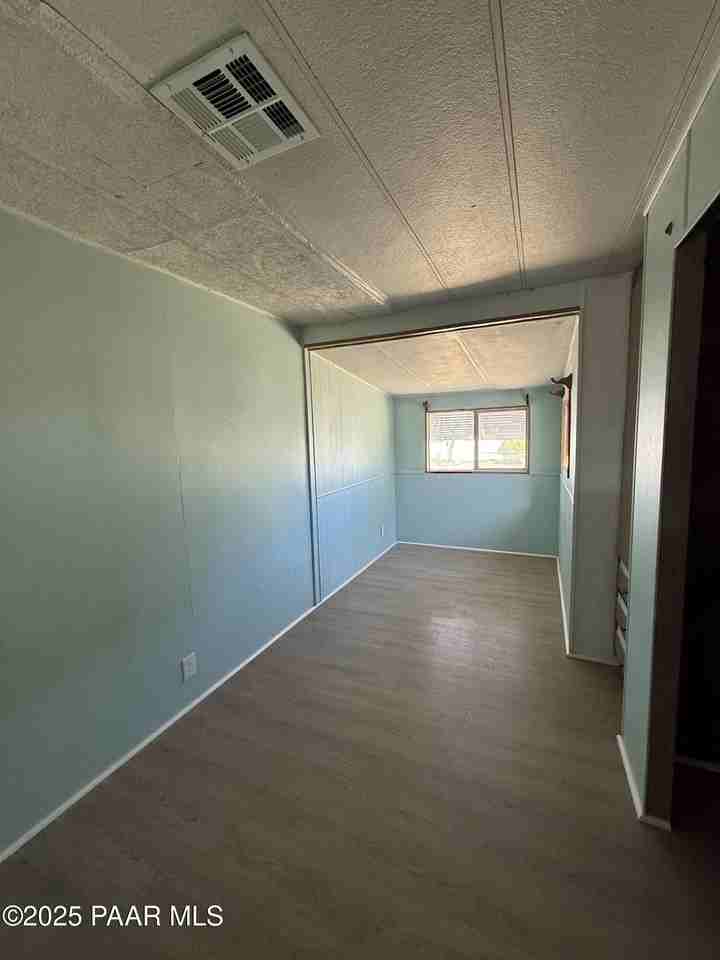 17400 East Trails End Road - Photo 6 of 12