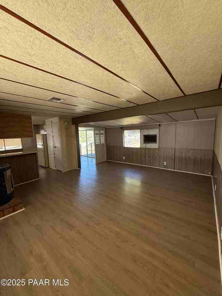 17400 East Trails End Road - Photo 7 of 12