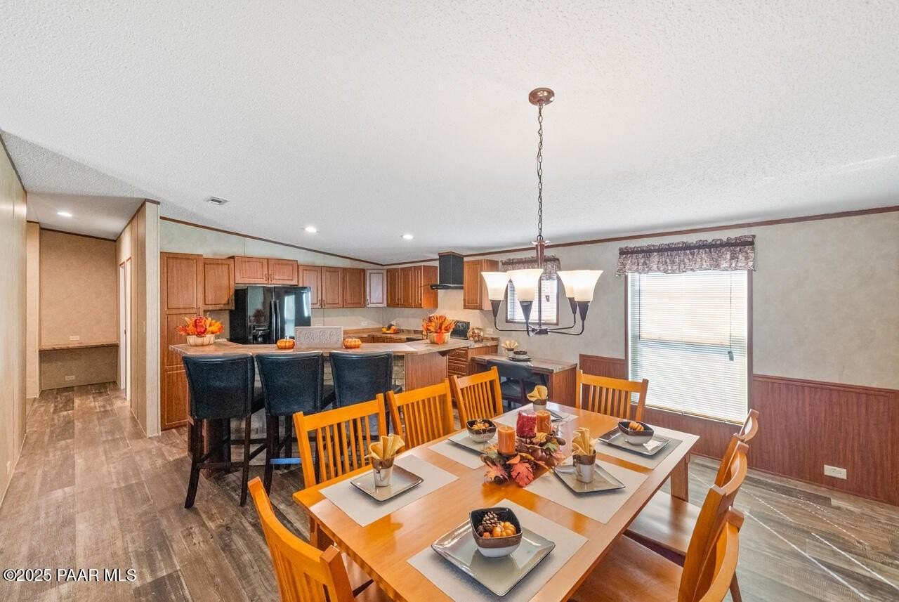 7875 S Loma Ln - Photo 6 of 23