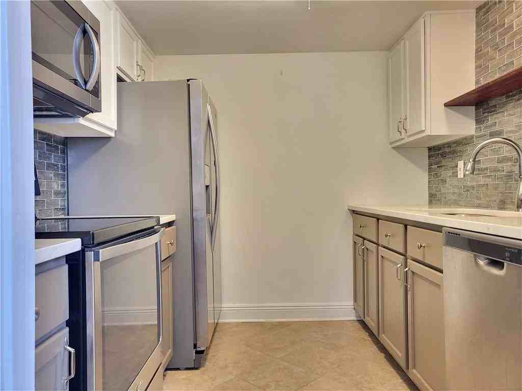 732 Cherokee Street ##207 - Photo 5 of 16