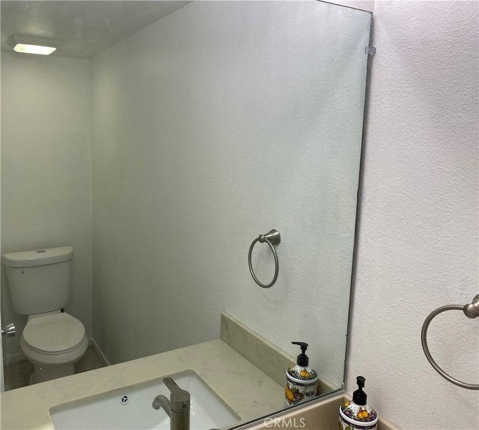 622 North Howard Street - Photo 5 of 16