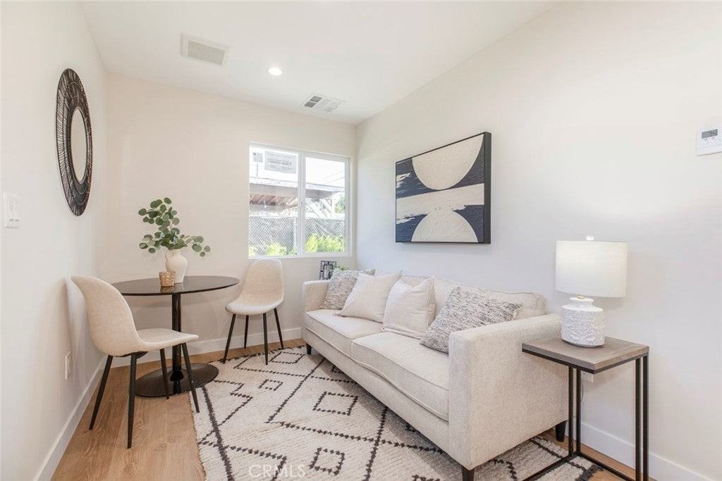 8879 Morehart Avenue - Photo 4 of 13