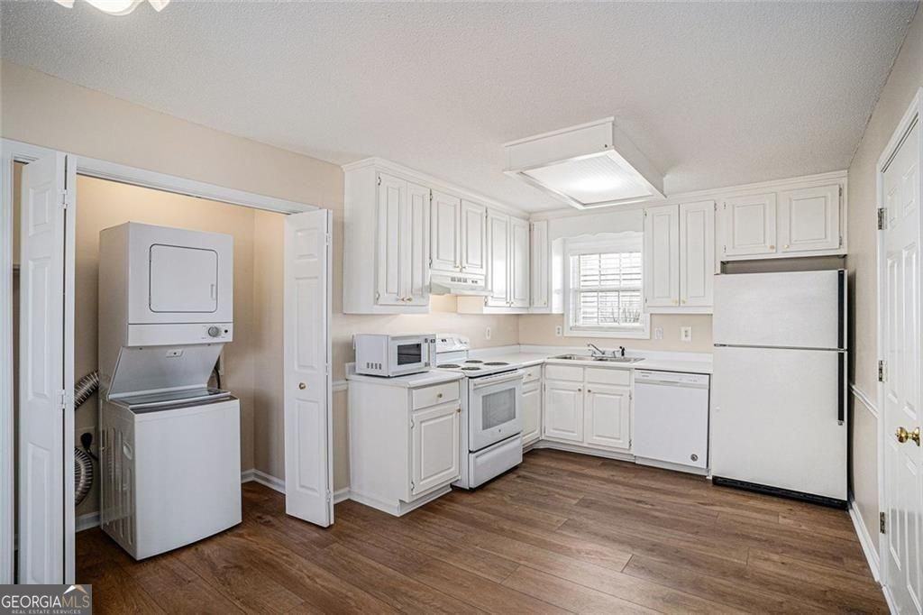 2533 Morning Glory Lane - Photo 6 of 20