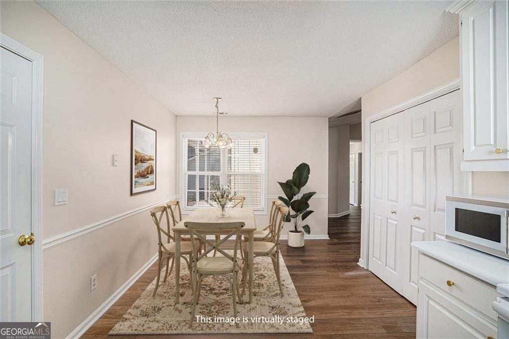 2533 Morning Glory Lane - Photo 7 of 20