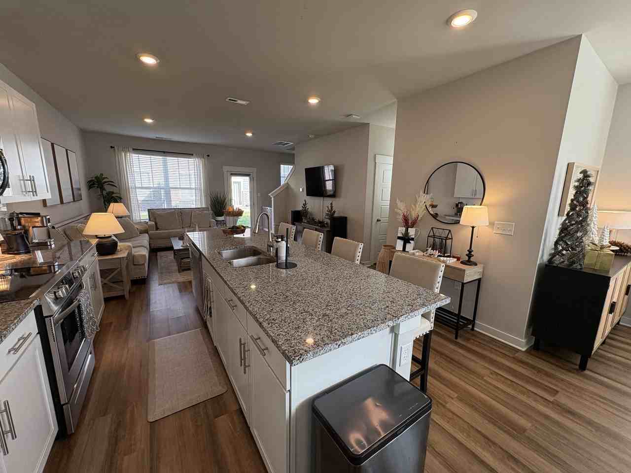 4228 Gandalf Ln - Photo 7 of 17