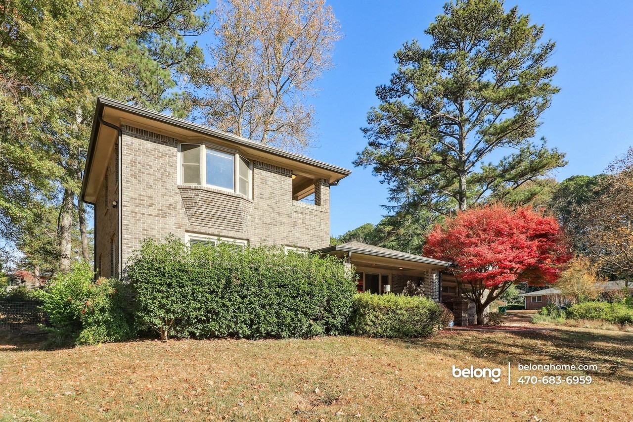 1610 Moncrief Circle - Photo 2 of 20
