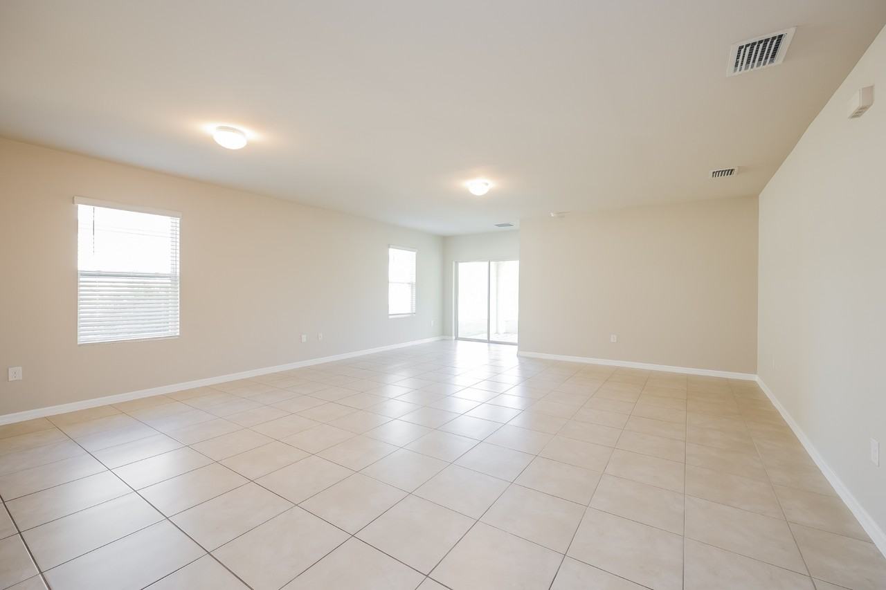 5341 Shell Mound Cir - Photo 3 of 17