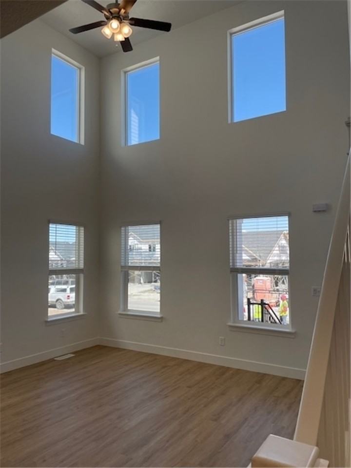 13648 S Vernet Dr - Photo 3 of 7