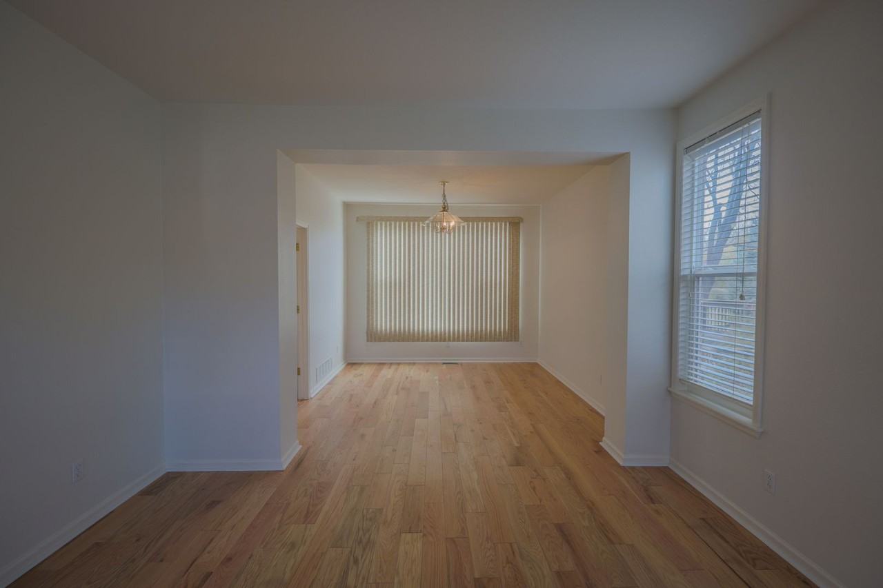 5802 Orchard Creek Lane - Photo 6 of 39