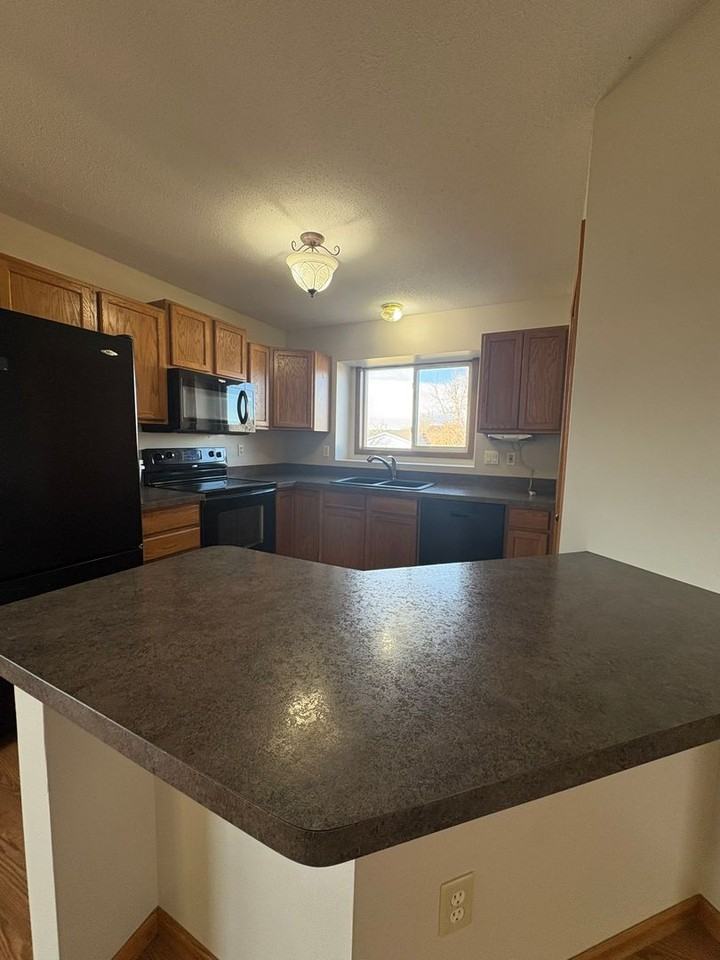 3021 Gypsey Rd - Photo 7 of 22
