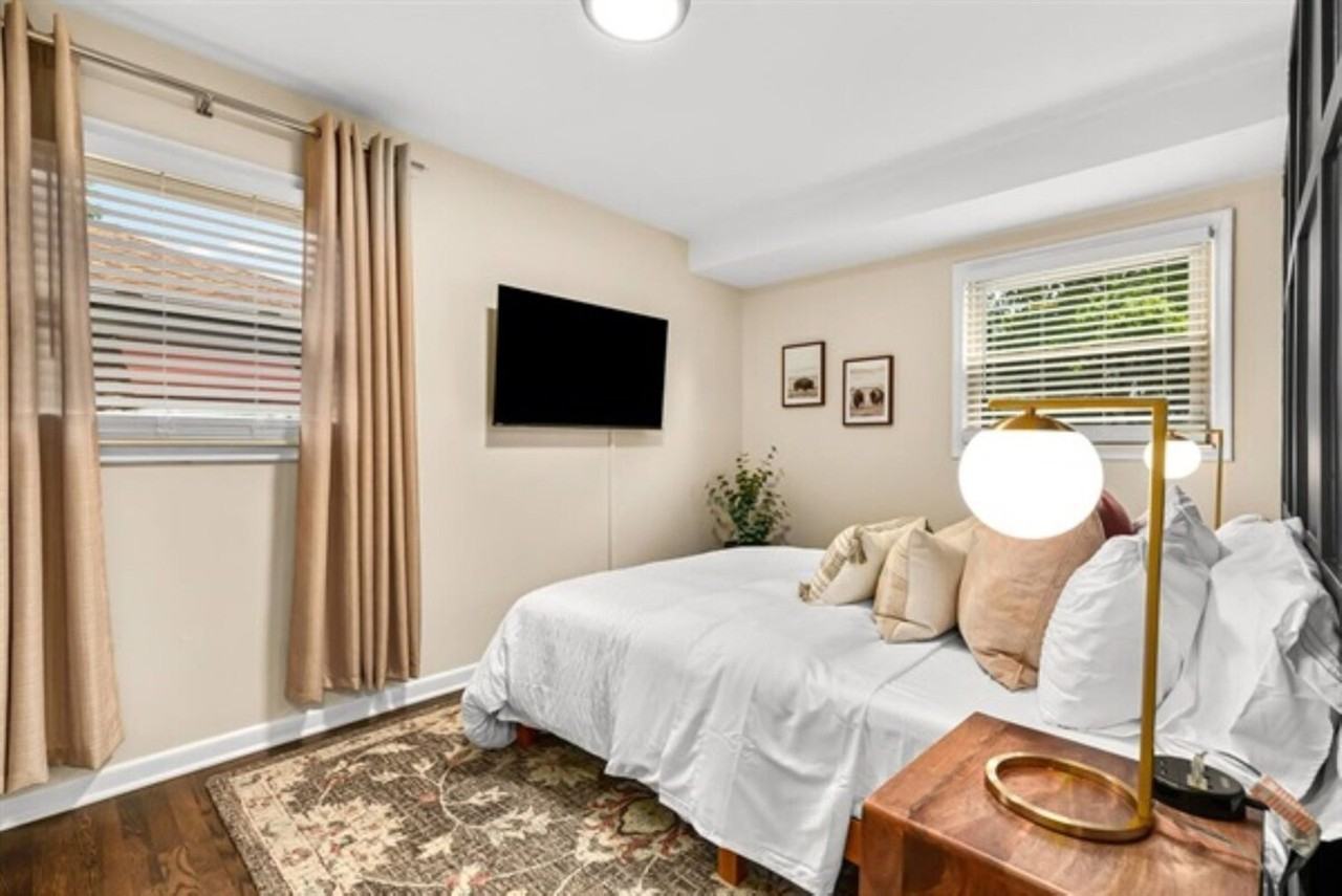 28232 Floral St #1032343P - Photo 4 of 29