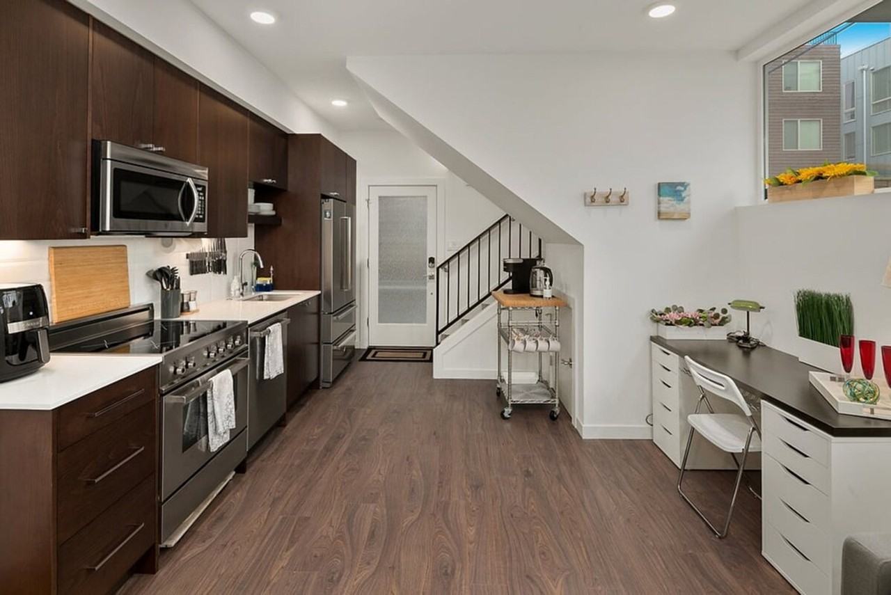 1112 13th Ave #1036010P - Photo 2 of 19