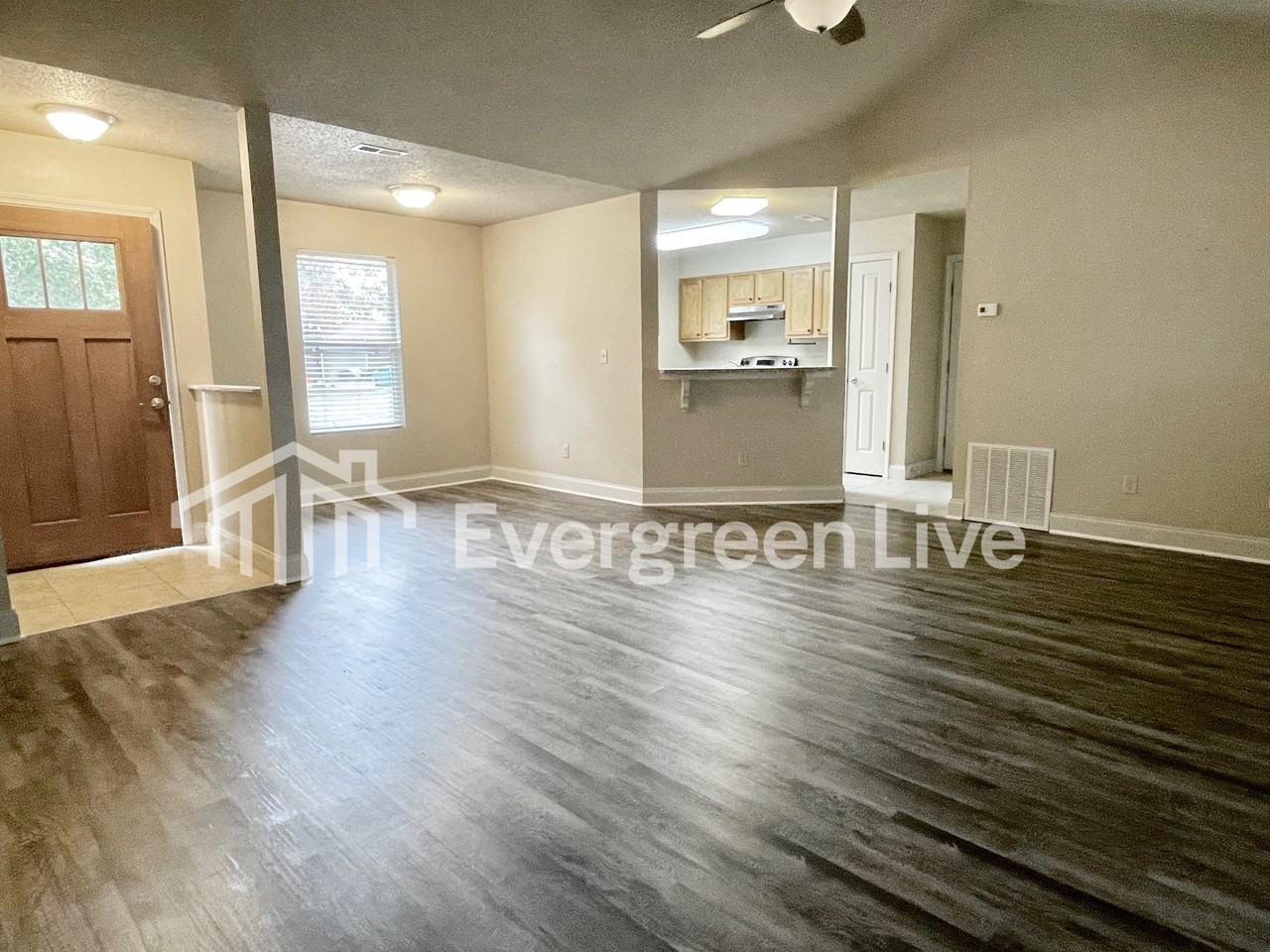 114 Viola Court - Photo 3 of 15