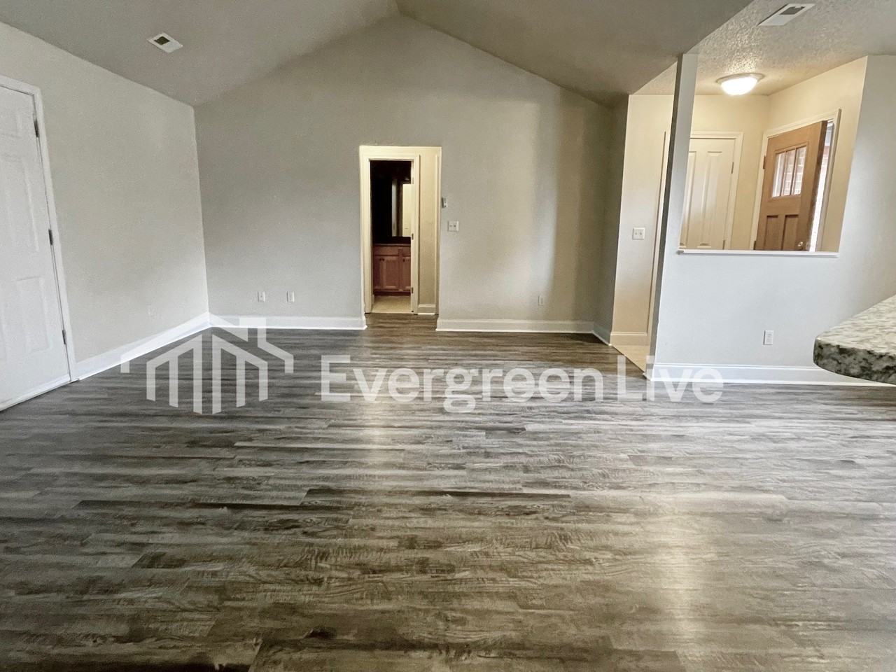 114 Viola Court - Photo 5 of 15