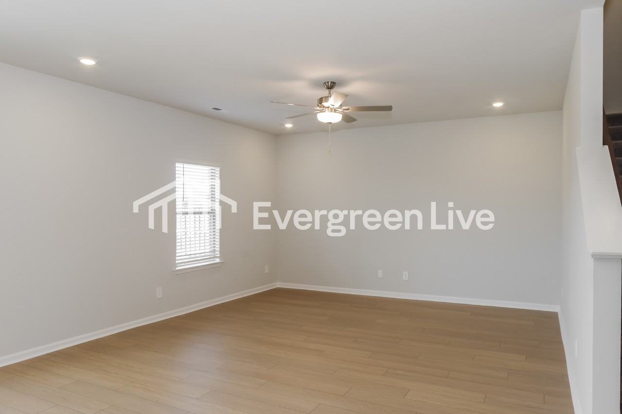 16907 Whispering Pines Dr - Photo 3 of 16