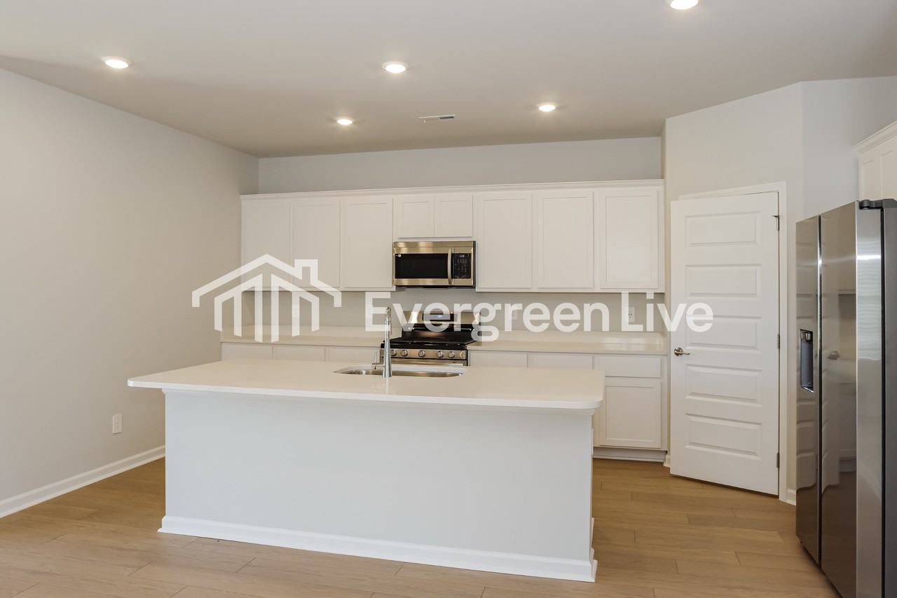 14797 Mountain Stream Dr - Photo 5 of 15
