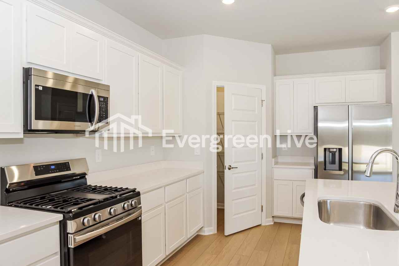 14797 Mountain Stream Dr - Photo 6 of 15