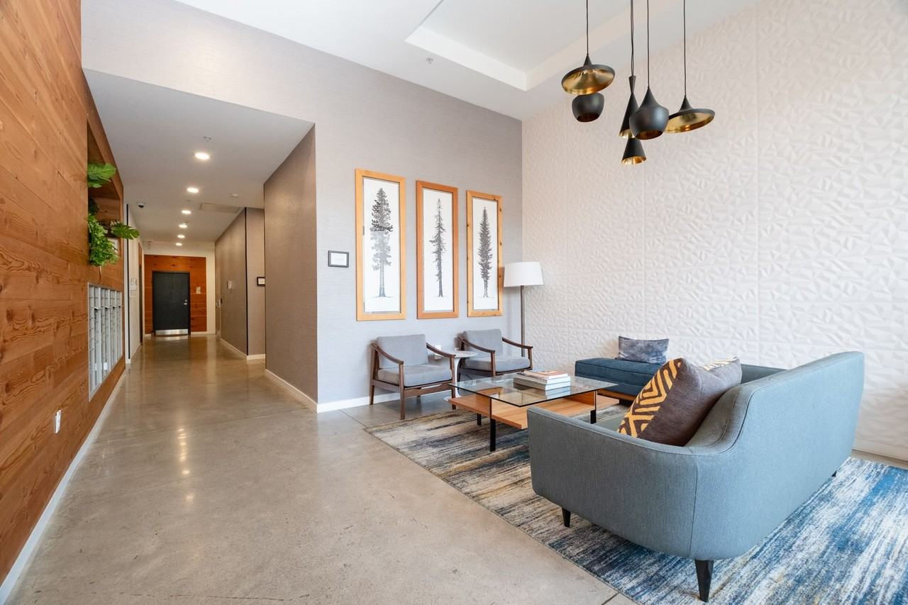 485 SE 14th Ave. - Photo 4 of 19