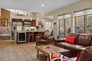 featured image of 77 Wild Horse Mesa Dr