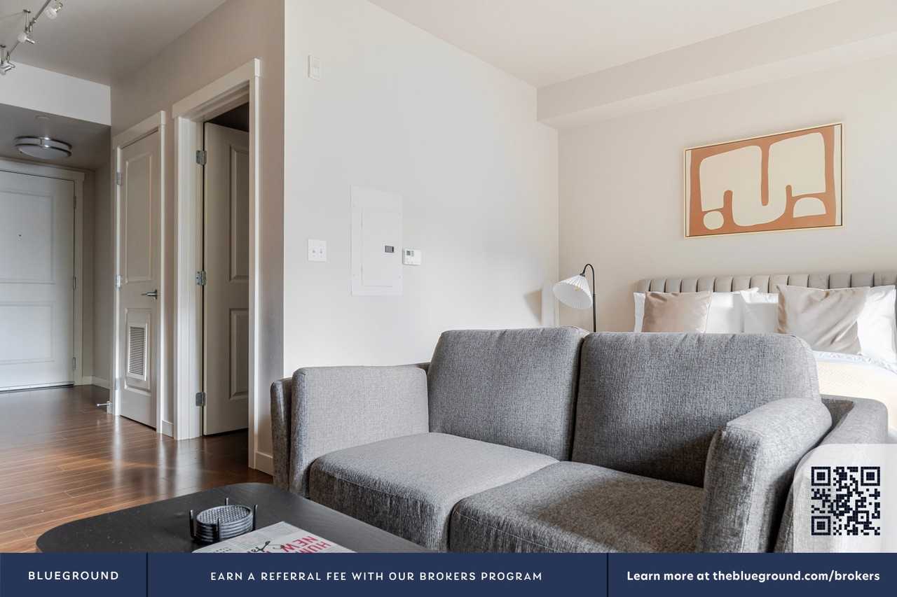 10333 Main Street - Photo 5 of 23