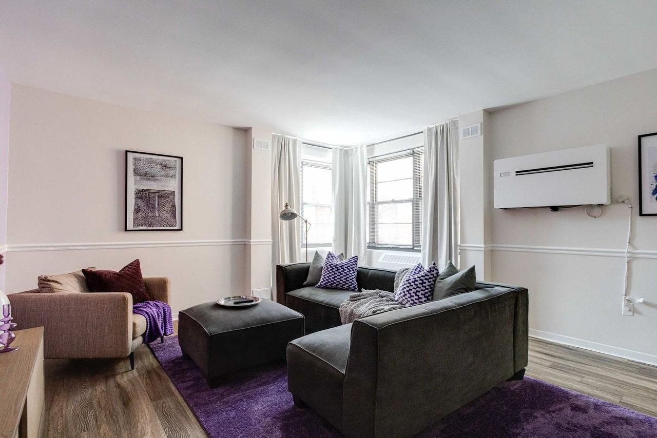 112 W University Pkwy #1335981P - Photo 2 of 36