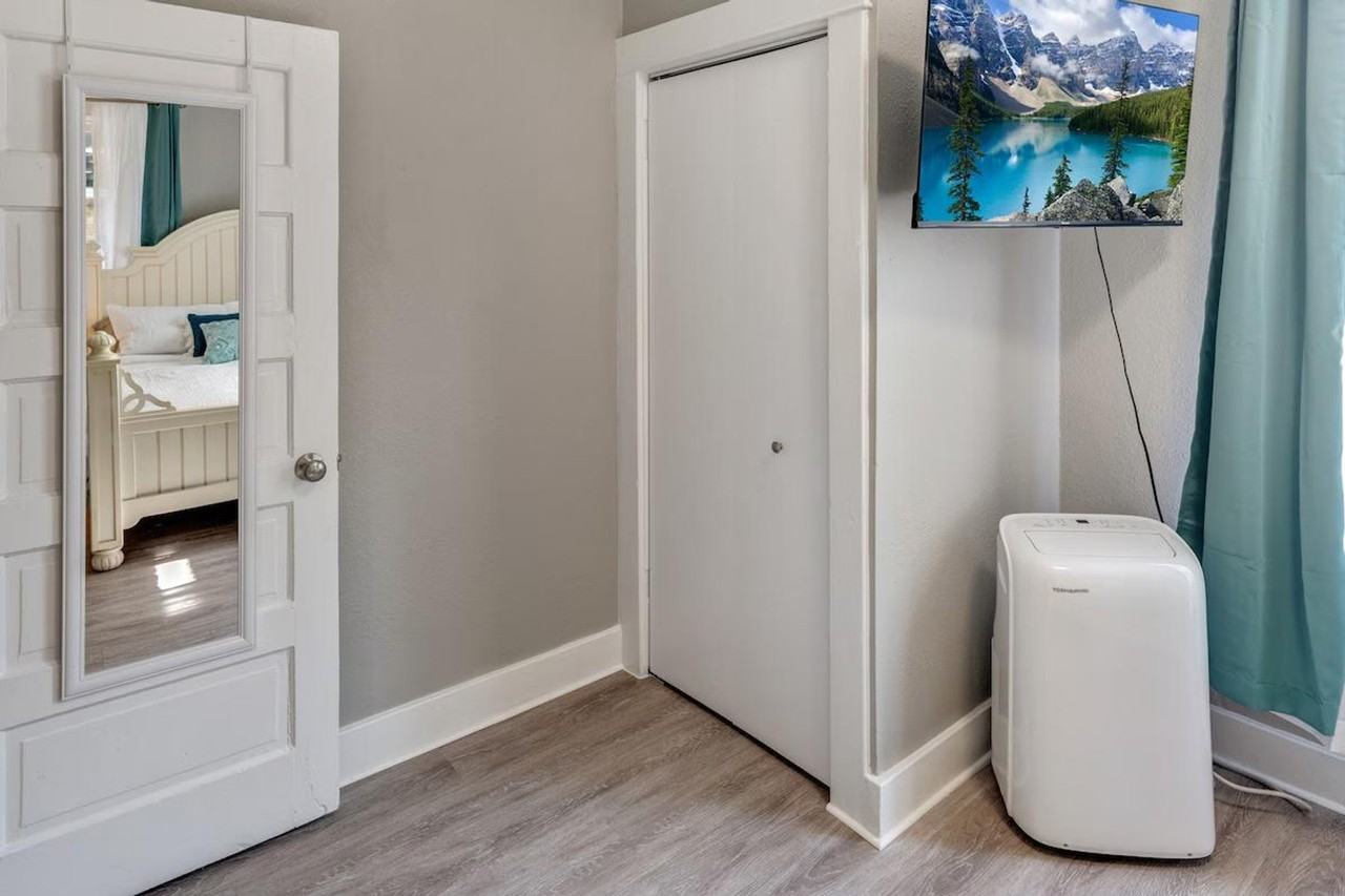 1400 N Humboldt St #1341157P - Photo 7 of 13