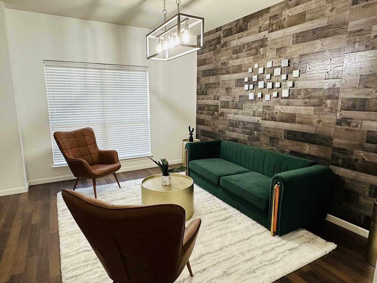 3640 Sandy Brook Dr #1345542P - Photo 4 of 31