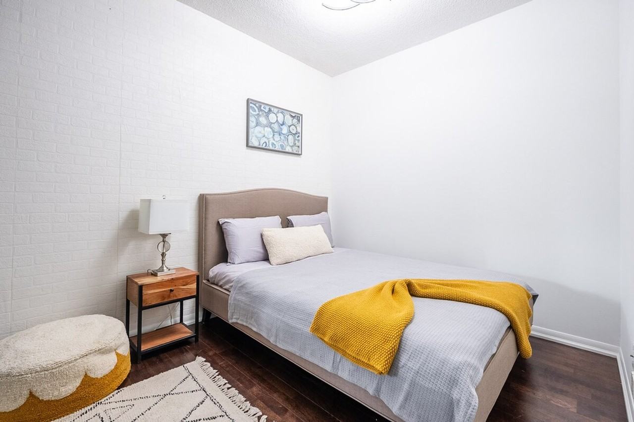 211 Fort York Blvd #1345951P - Photo 4 of 28