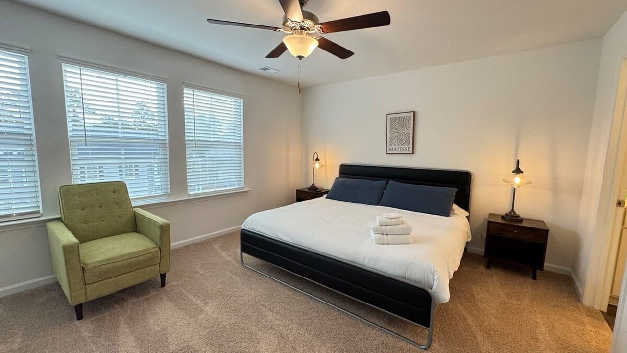 153 Roxanne Dr #1344198P - Photo 2 of 22