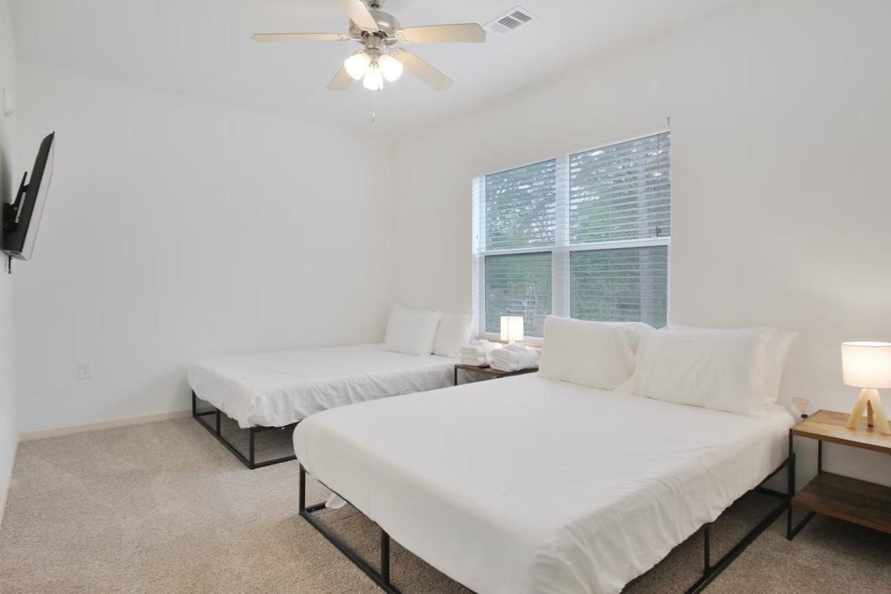 8325 Coventry Ct #1344204P - Photo 3 of 20