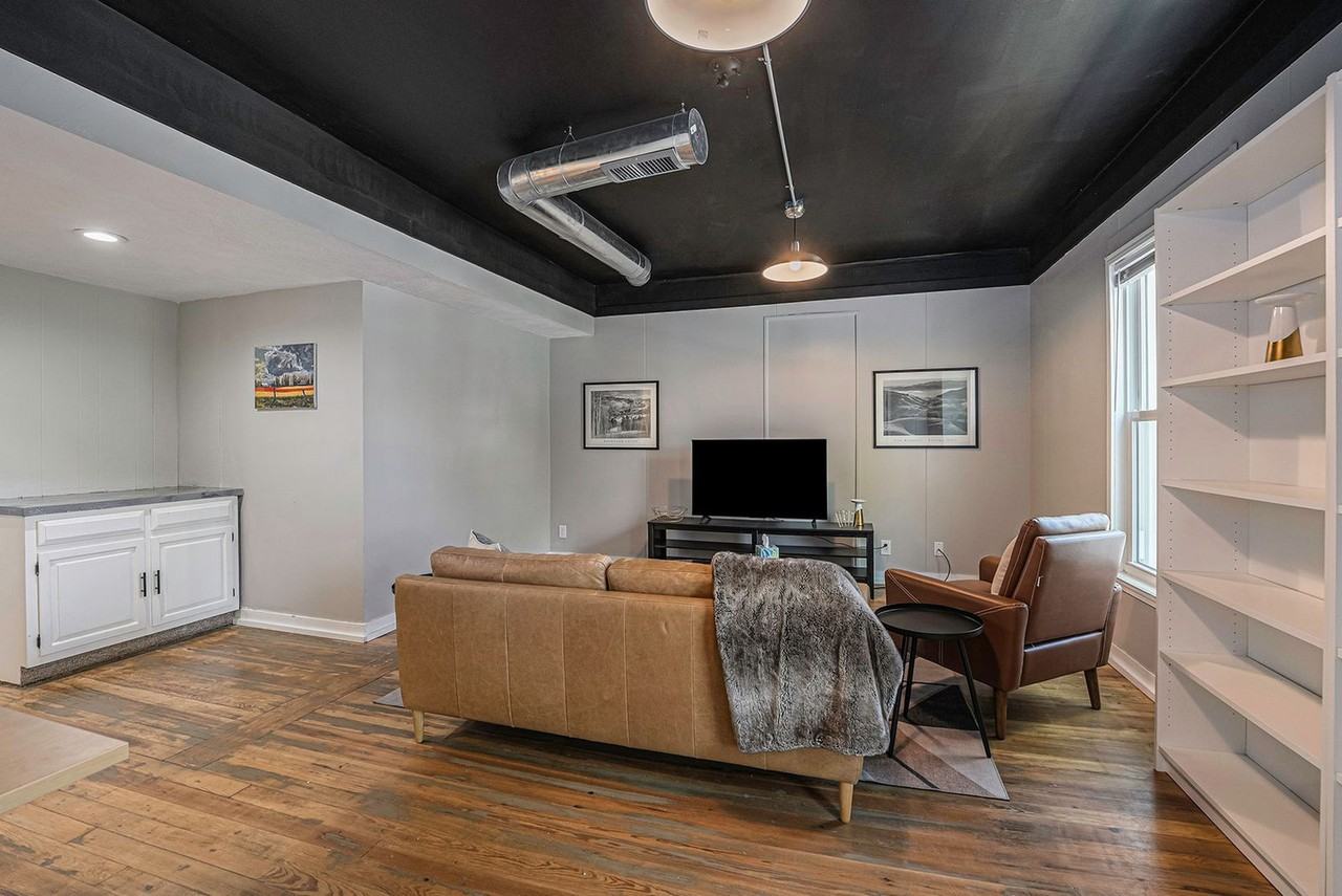 149 Valley Ave Nw #1346766P - Photo 7 of 24