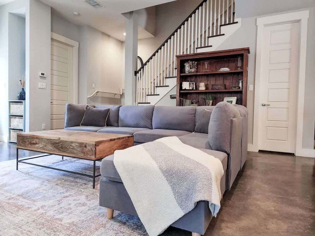 803B Dawson Rd #1347459P - Photo 2 of 37