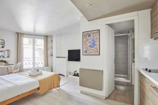 15842 Addison Rd - Photo 1 of 1