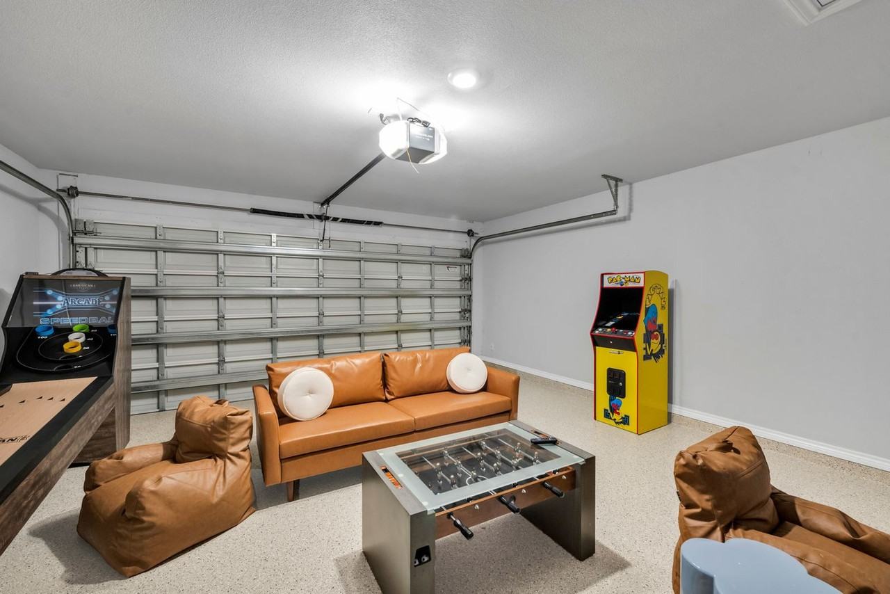 2785 Eltonne Gardens Dr #1351575P - Photo 3 of 41