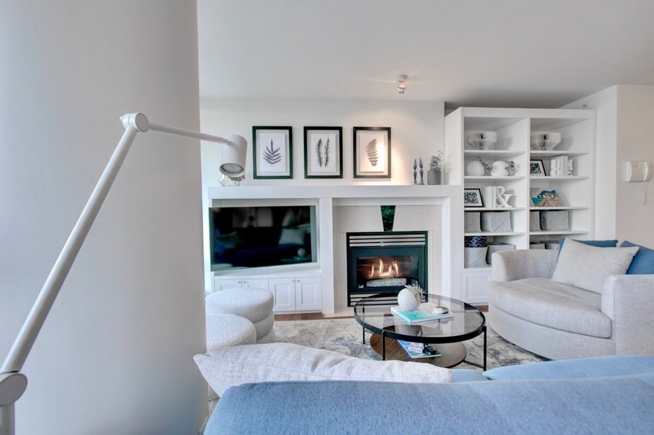 1383 Marinaside Cres #1345520P - Photo 2 of 45