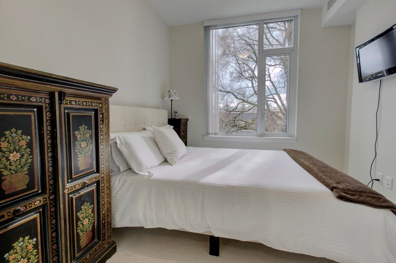 2620 Arbutus St #1345526P - Photo 7 of 30