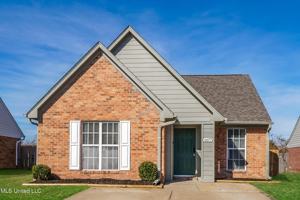 featured image of 5677 W Kaitlyn Drive