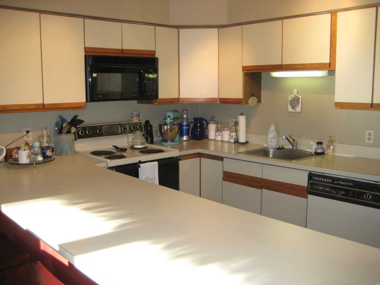 1903 Hockley Drive - Photo 3 of 5