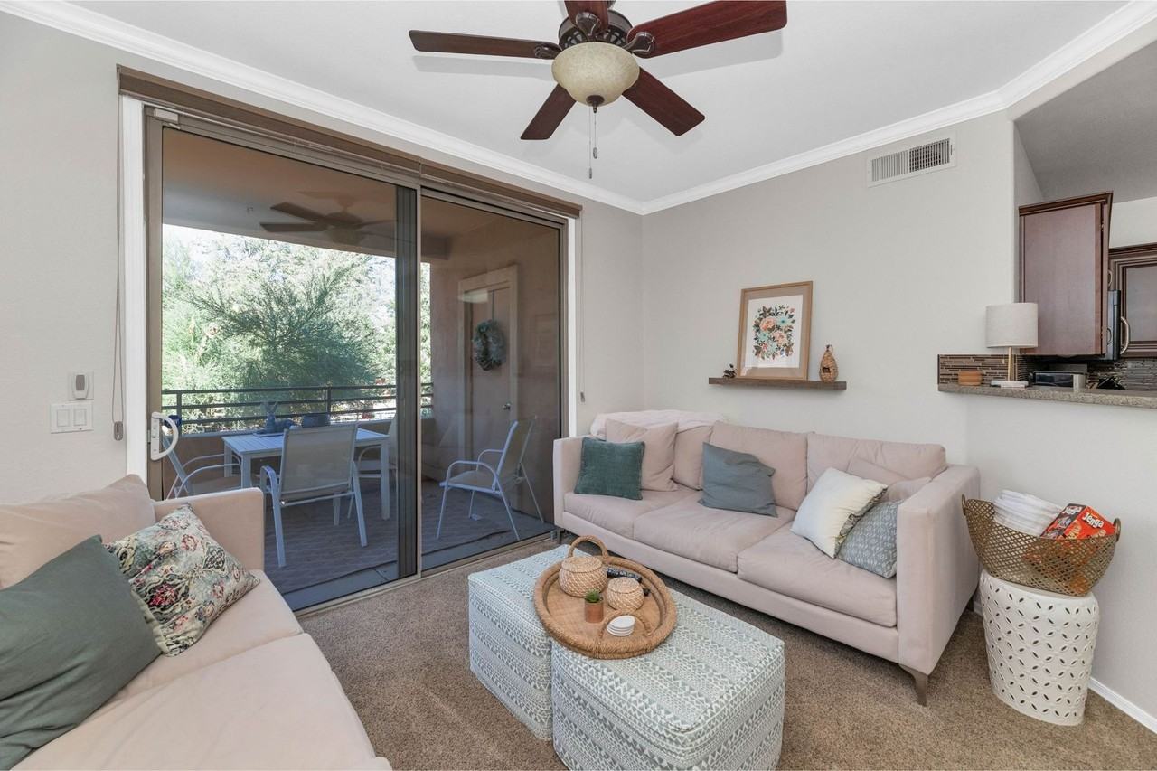 20100 North 78th Place #2210 - Photo 4 of 22