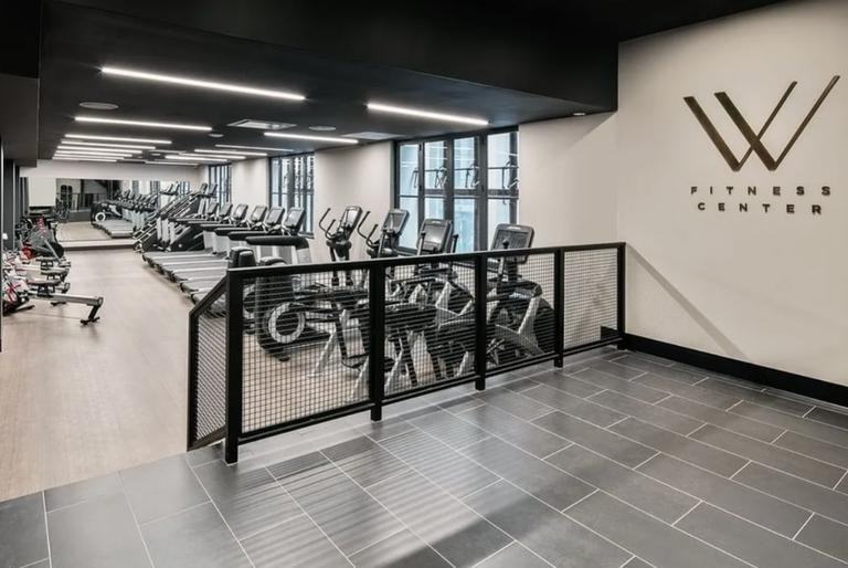 Wall Street #2L - Photo 6 of 8