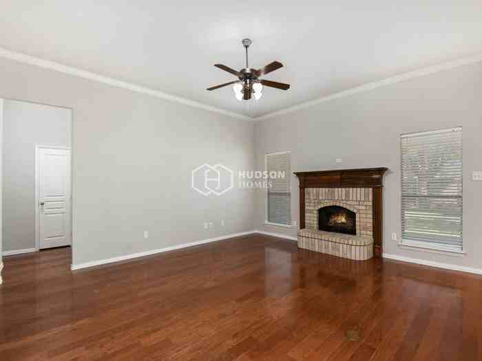 2365 Trace Ridge Dr - Photo 5 of 19