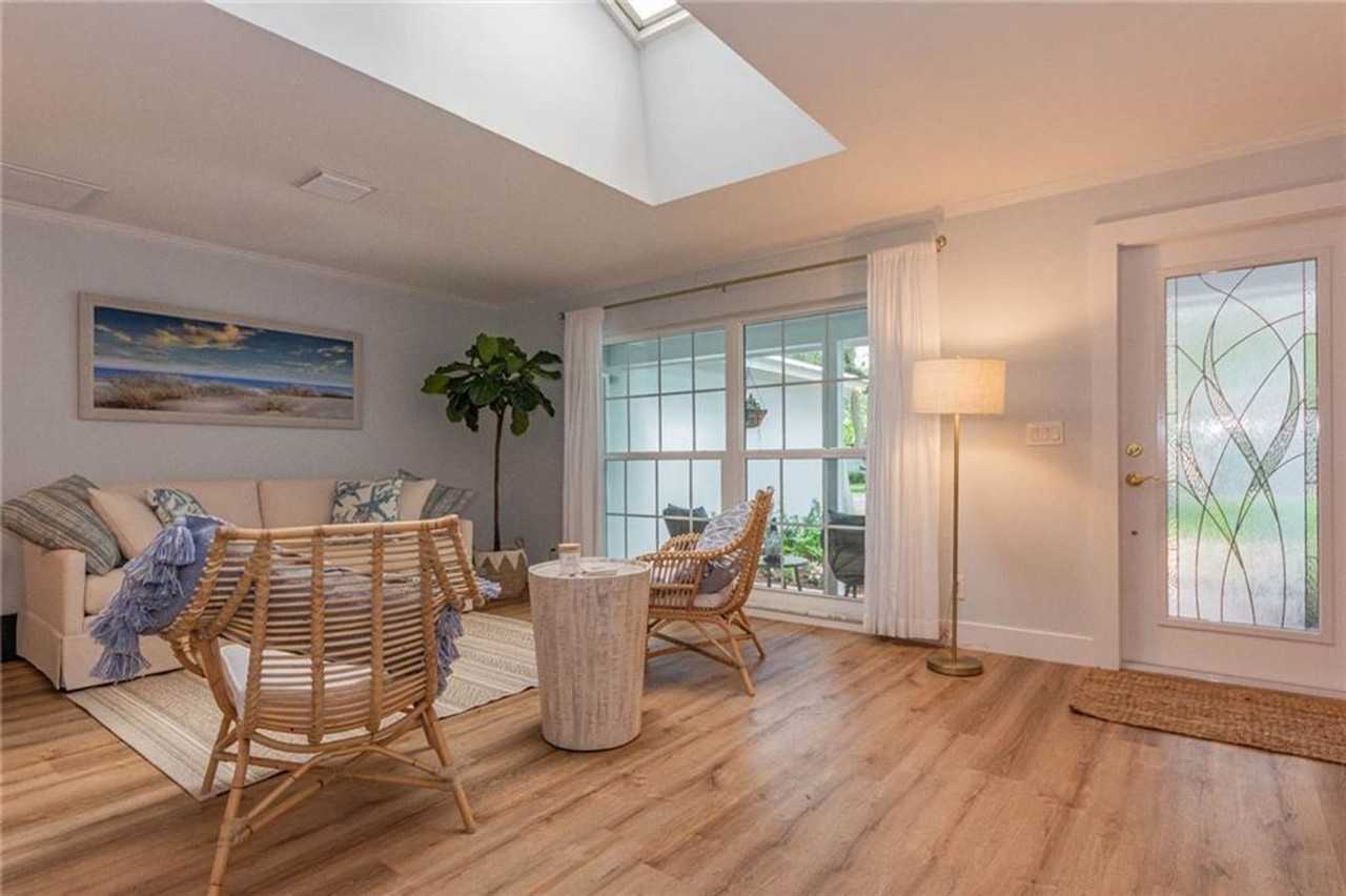 326 Date Palm Road - Photo 2 of 12