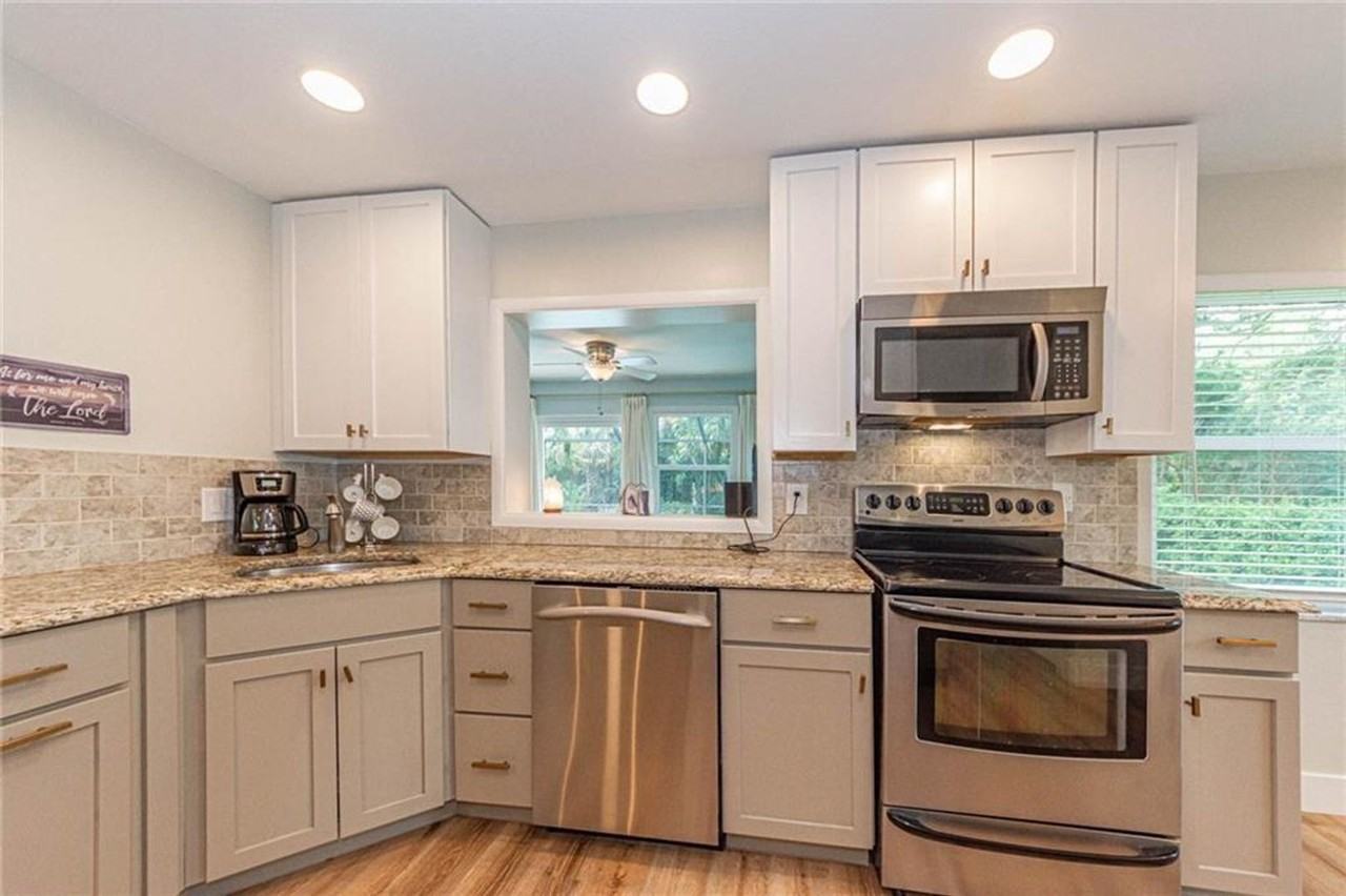 326 Date Palm Road - Photo 5 of 12