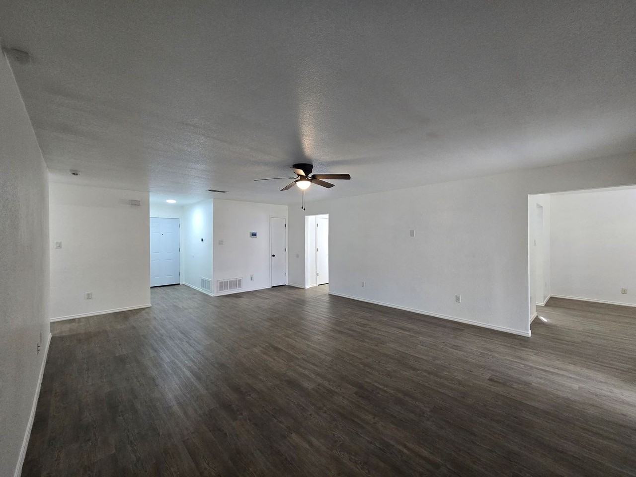 5409 Shawn Dr - Photo 5 of 31