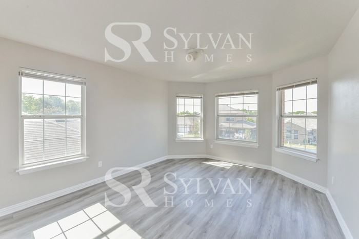 5304 Joshua Ct - Photo 5 of 15