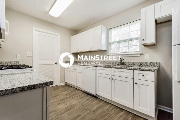 354 Mcarthur Dr Ne - Photo 7 of 16