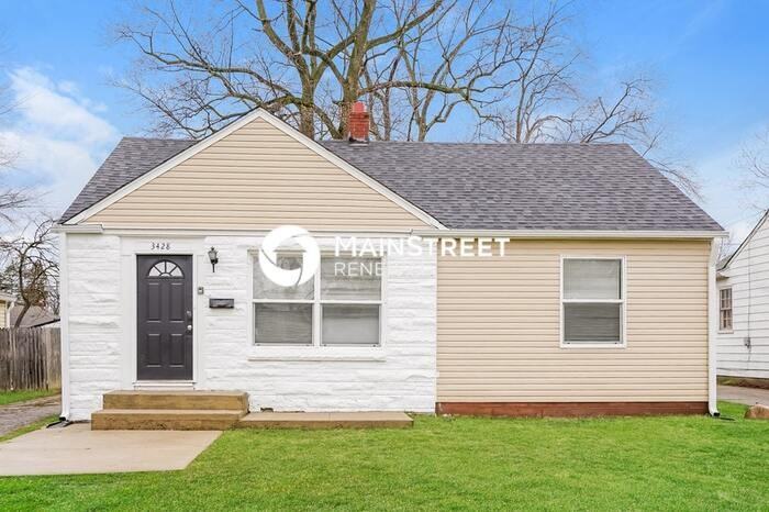 3428 North Riley Avenue