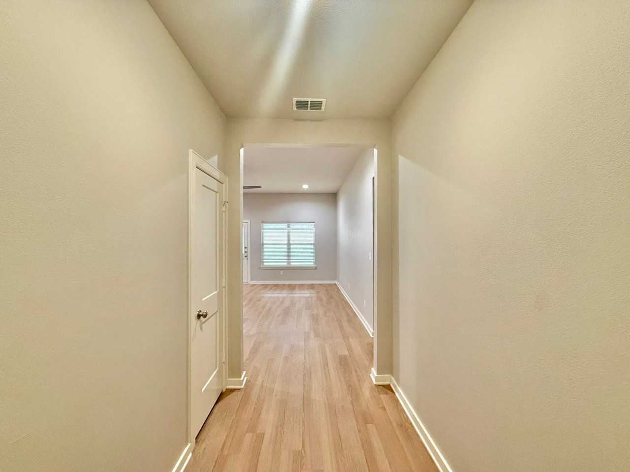 4822 Fm 346 E - Photo 2 of 23