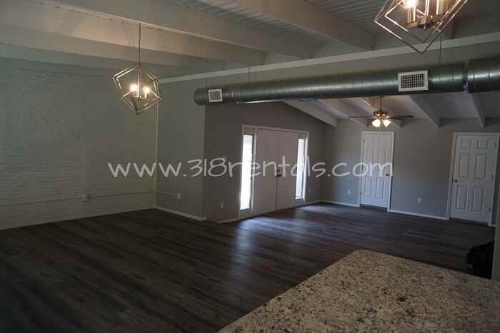 948 Captain Shreve Drive - Photo 3 of 13